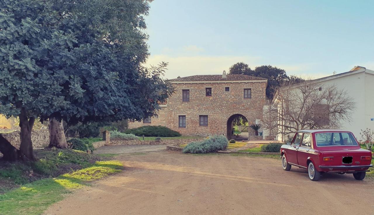 CampaneddaAgriturismo Cuile Querceアパートメント エクステリア 写真